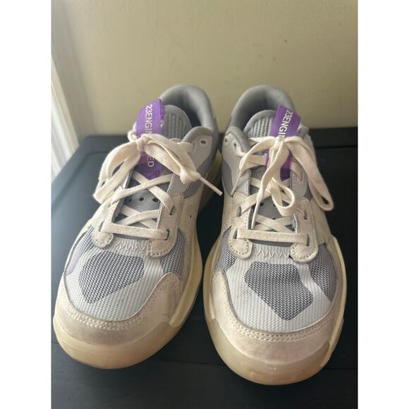 Jordan Air 200E sneakers in a Summit White and Coconut Milk colorway 6Y - Picture 2 of 6